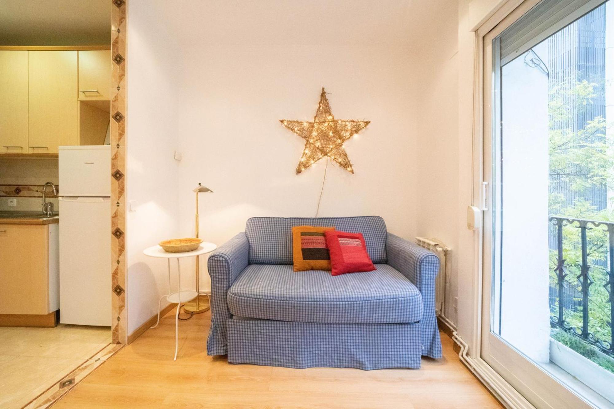 Apartamento Con Encanto Y Luz En Pleno Centro Madrid Ngoại thất bức ảnh